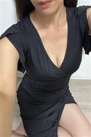 藤咲あいら